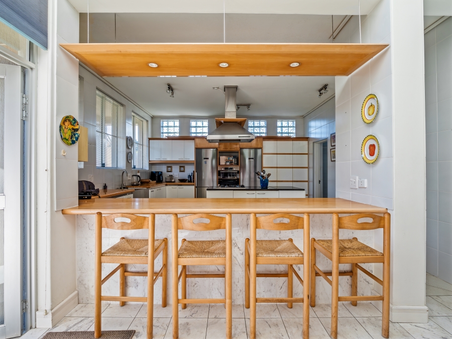 4 Bedroom Property for Sale in Leisure Isle Western Cape